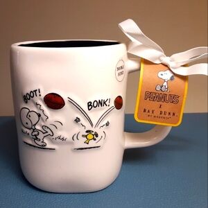 🆕️ Rae Dunn x Peanuts Game Day Mug